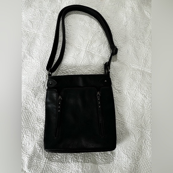 Mia and Luca Cross Body faux leather purse. Black - Picture 1 of 6